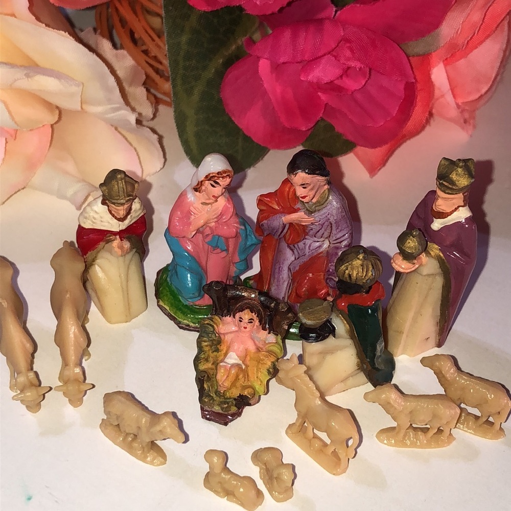 Tiny Miniature Nativity Set Vintage Nativity Set Tiny Office Nativity